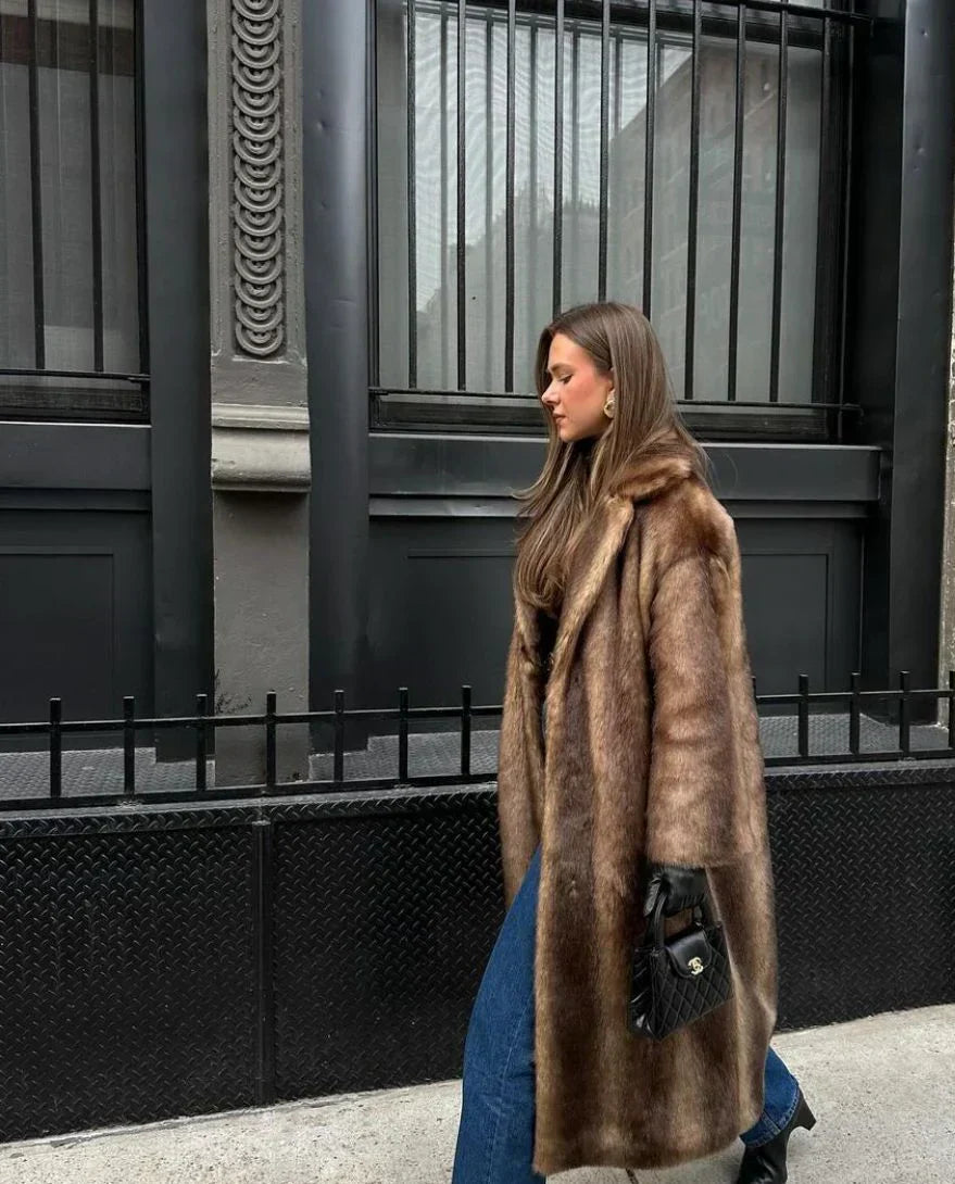 Riley – Elegant Women’s Coat