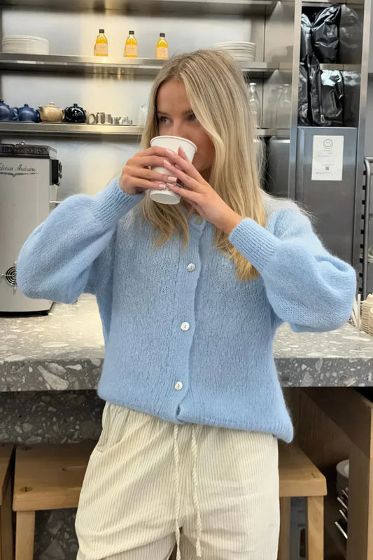Briella – Casual Knitted Cardigan