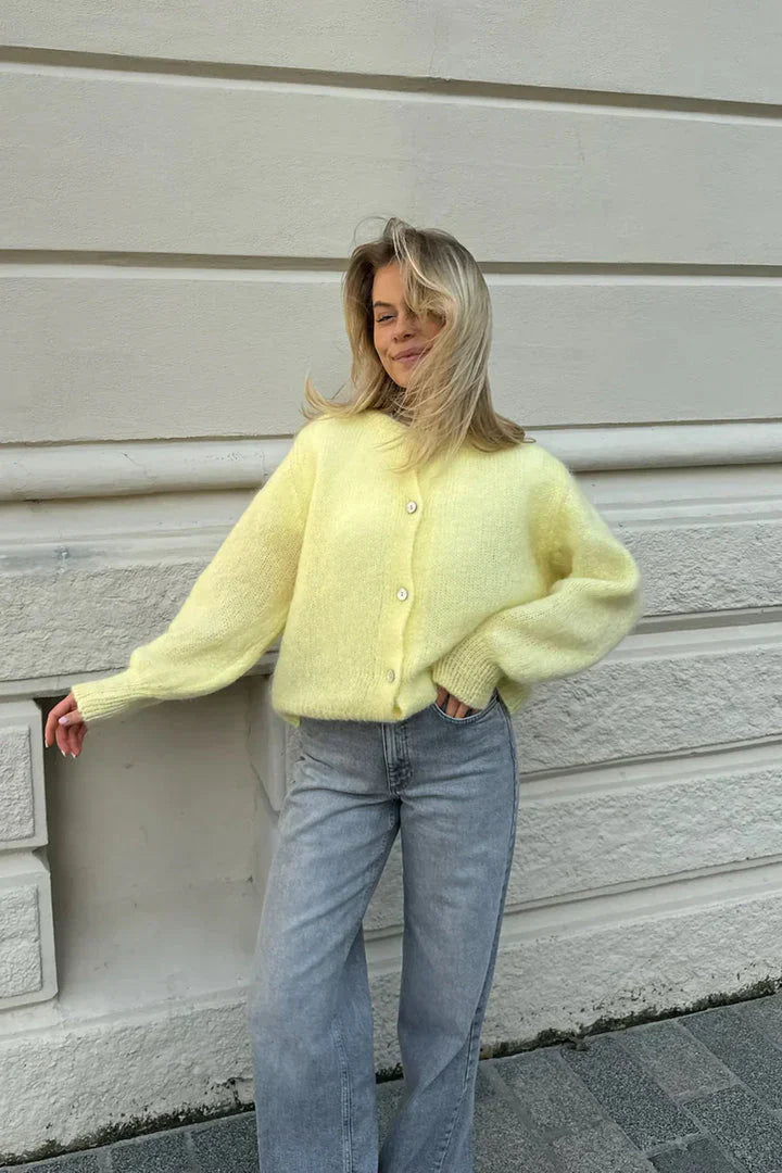 Briella – Casual Knitted Cardigan