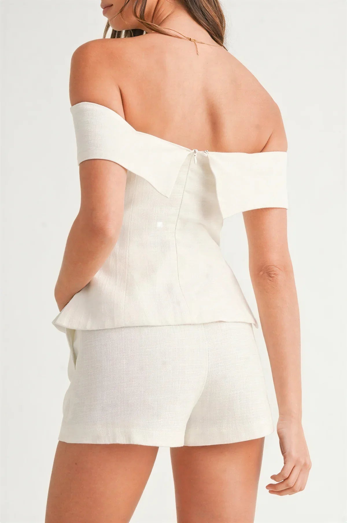 White Cotton & Linen – Two-Piece Suit