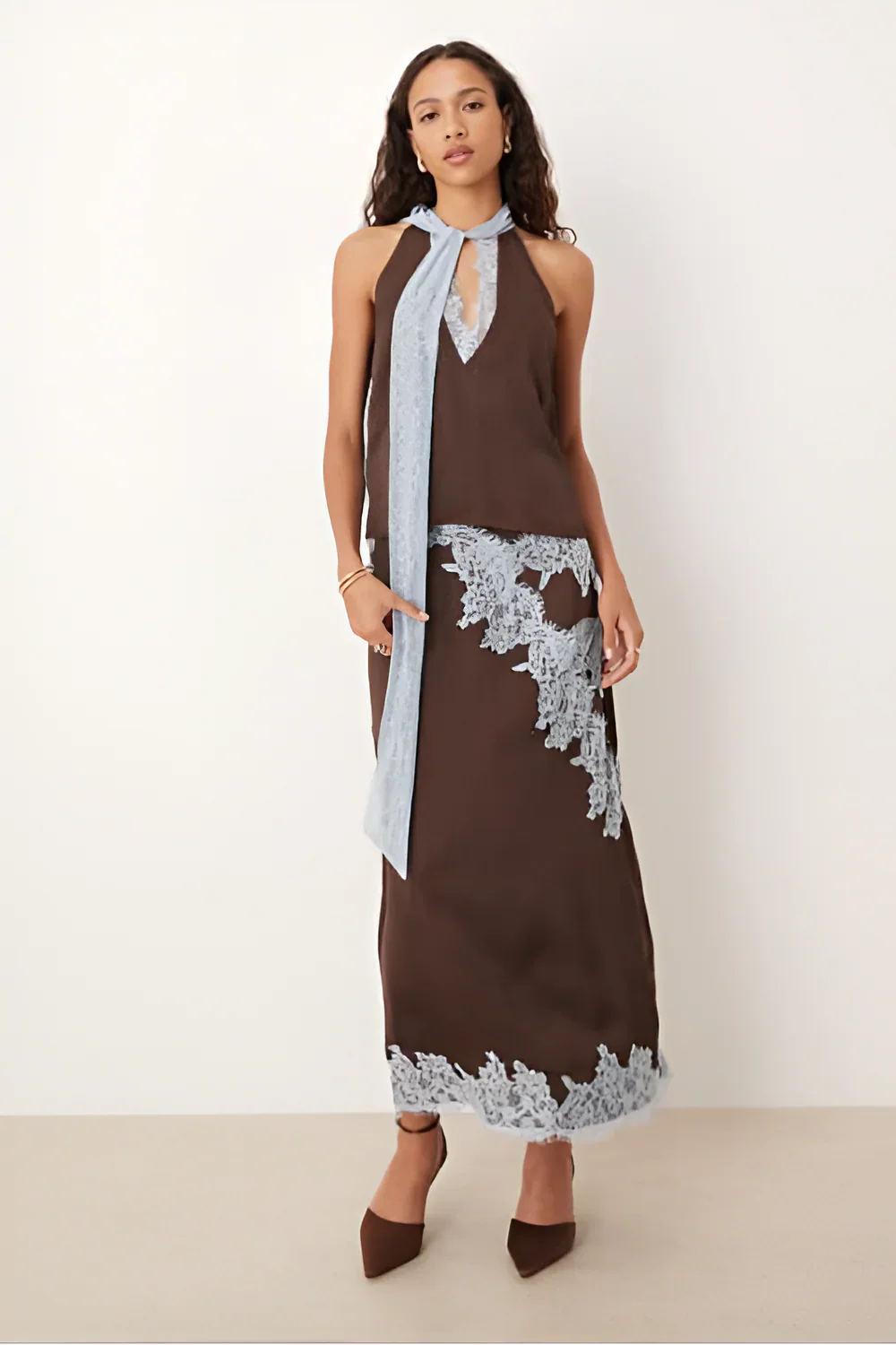 Lace Panel – Elegant Top & Skirt Suit Set